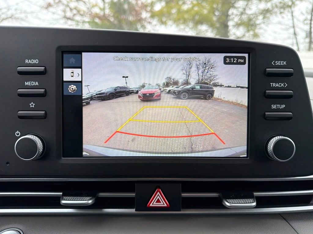 Used 2026 Hyundai Elantra Sport image 21