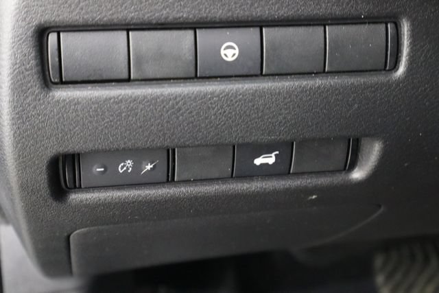 Used 2021 Nissan Rogue SL AWD/4WD image 21