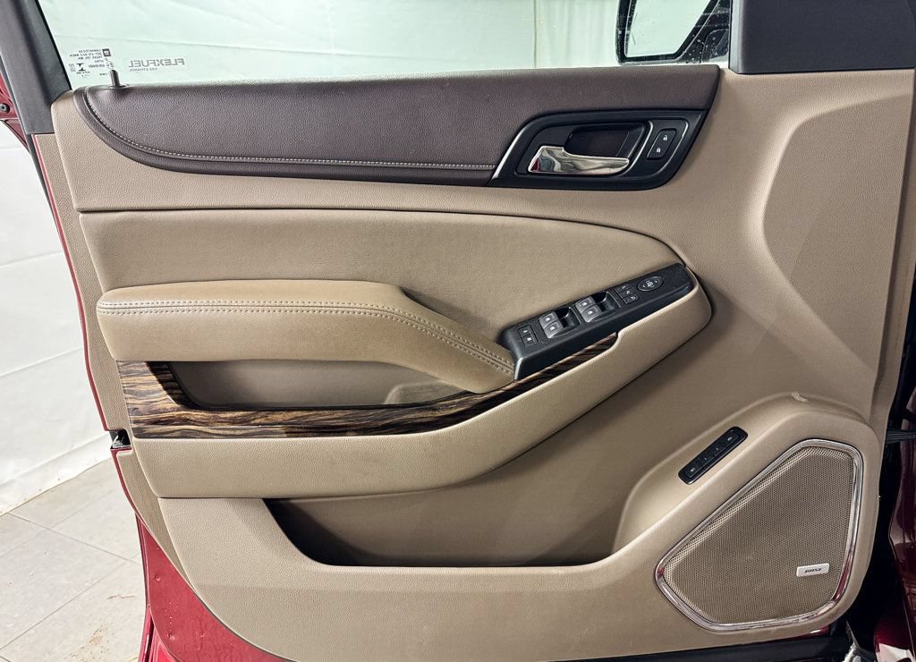 Used 2019 GMC Yukon XL SLT w/ Open Road Package AWD/4WD image 14