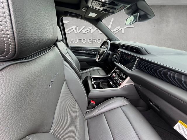 Used 2023 GMC Yukon XL Denali AWD/4WD image 30