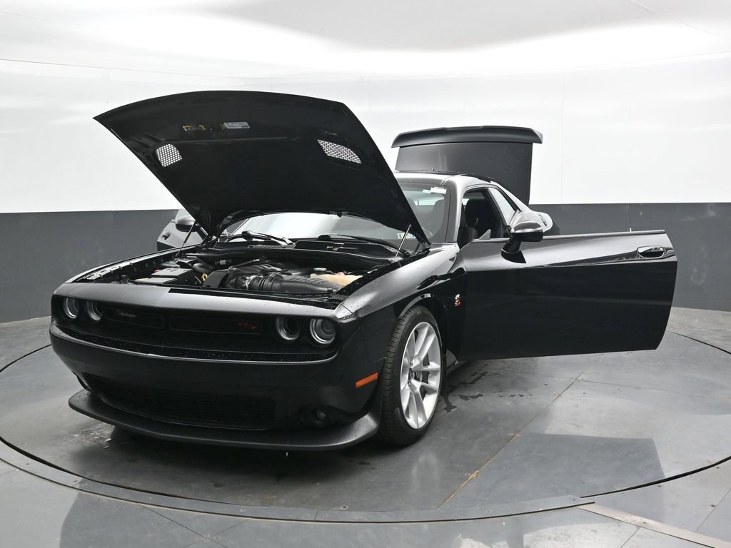 Used 2022 Dodge Challenger R/T Scat Pack RWD image 50
