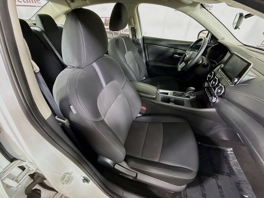 Certified 2024 Nissan Sentra SV FWD image 29