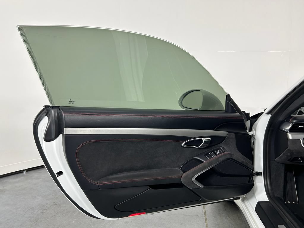 Certified 2015 Porsche 911 GT3 RWD image 14