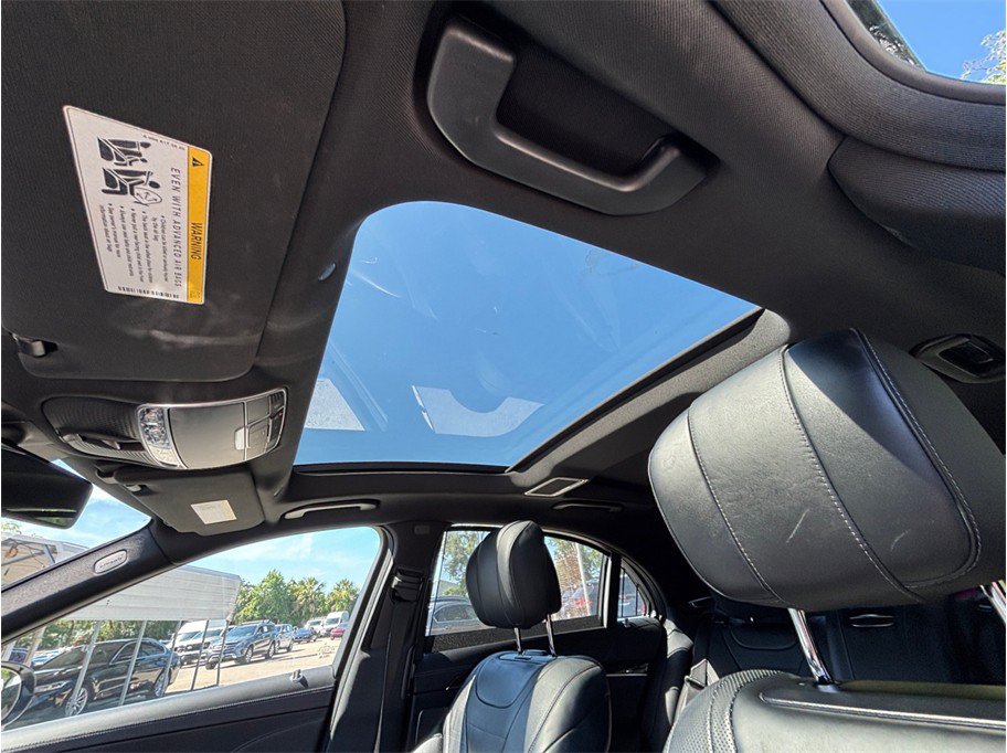 Used 2019 Mercedes-Benz S 560 4MATIC Sedan image 40
