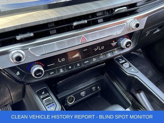 Used 2024 Kia Telluride EX AWD/4WD image 7