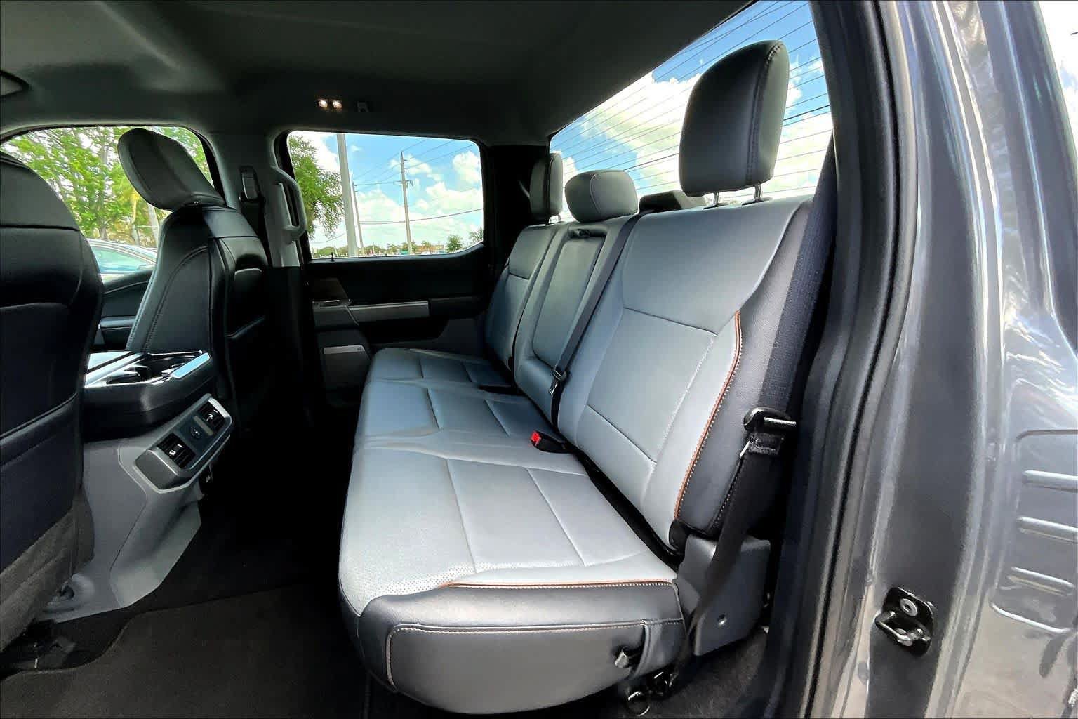 Used 2025 Ford F150 Lariat AWD/4WD image 36