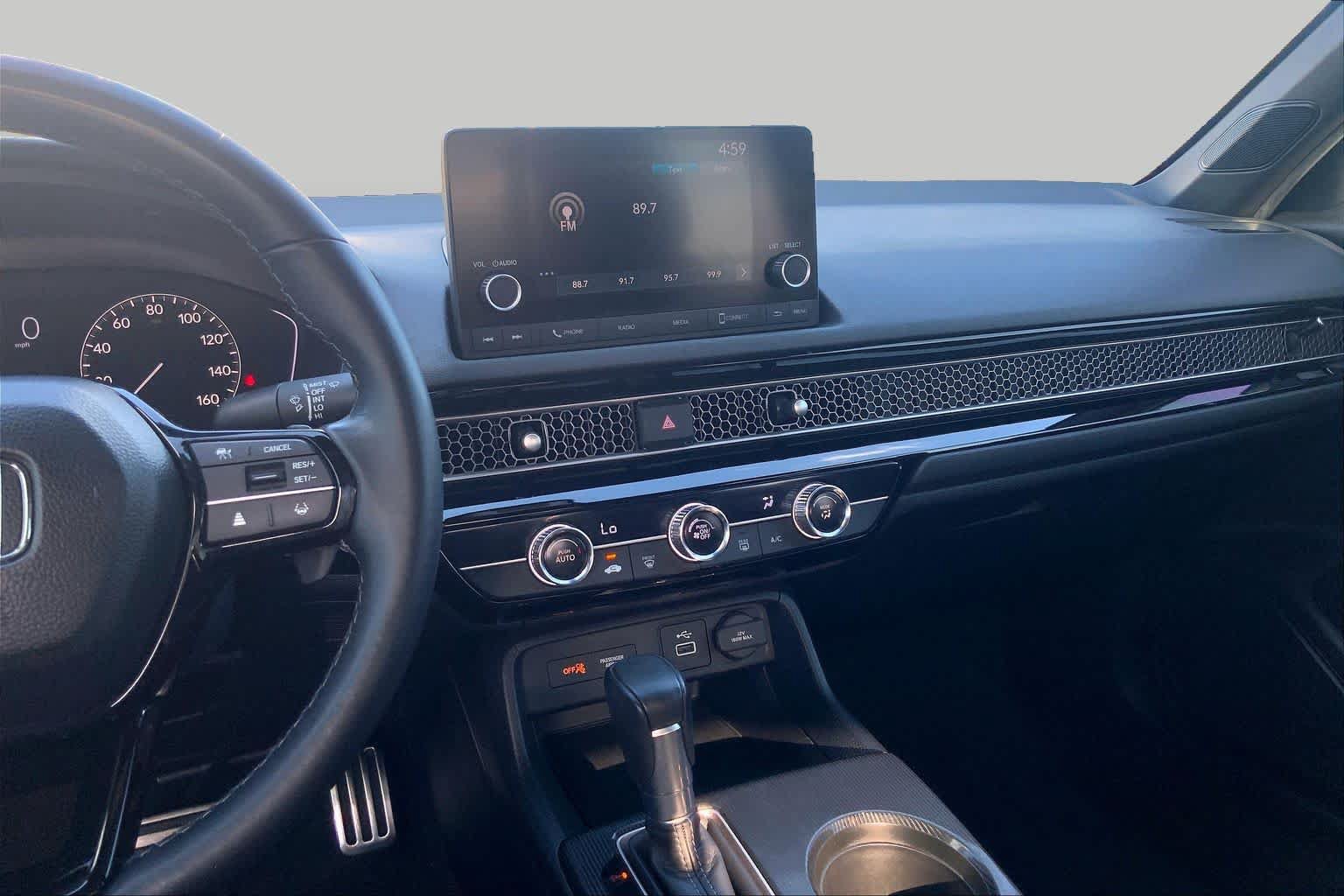 Used 2024 Honda Civic Sport image 6