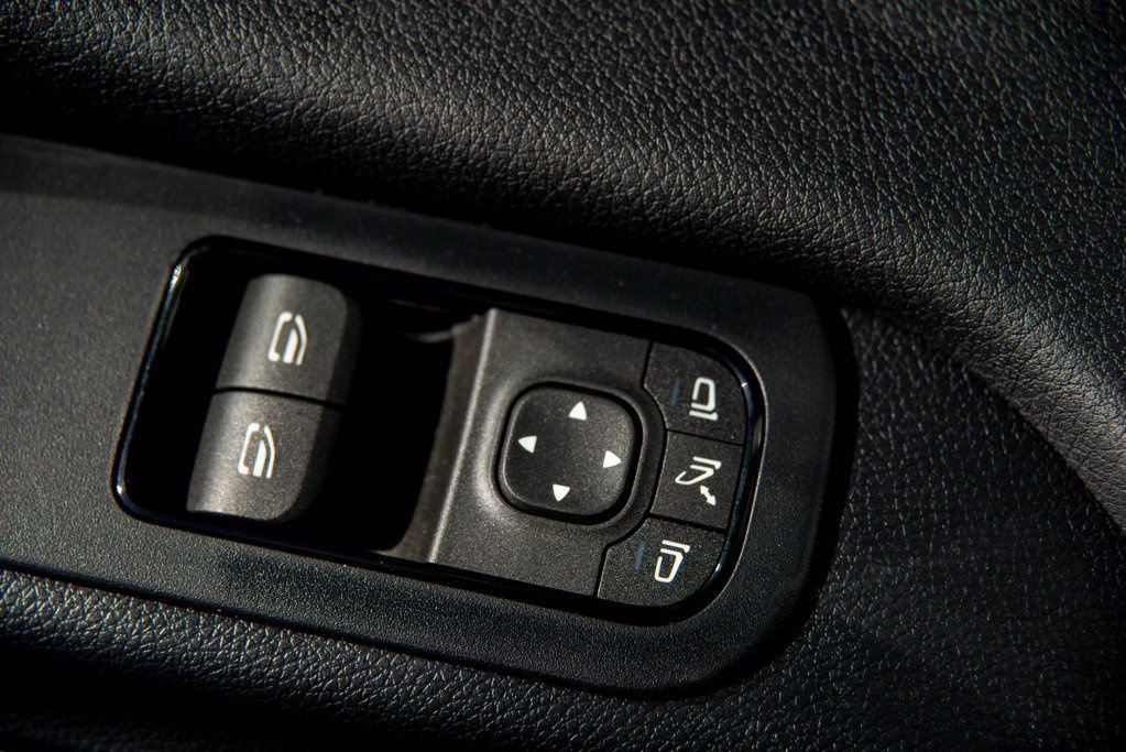 Used 2024 Mercedes-Benz Sprinter 144 Cargo image 22