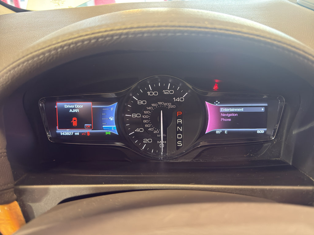 Used 2015 Lincoln MKX AWD w/ Equipment Group 102A image 19