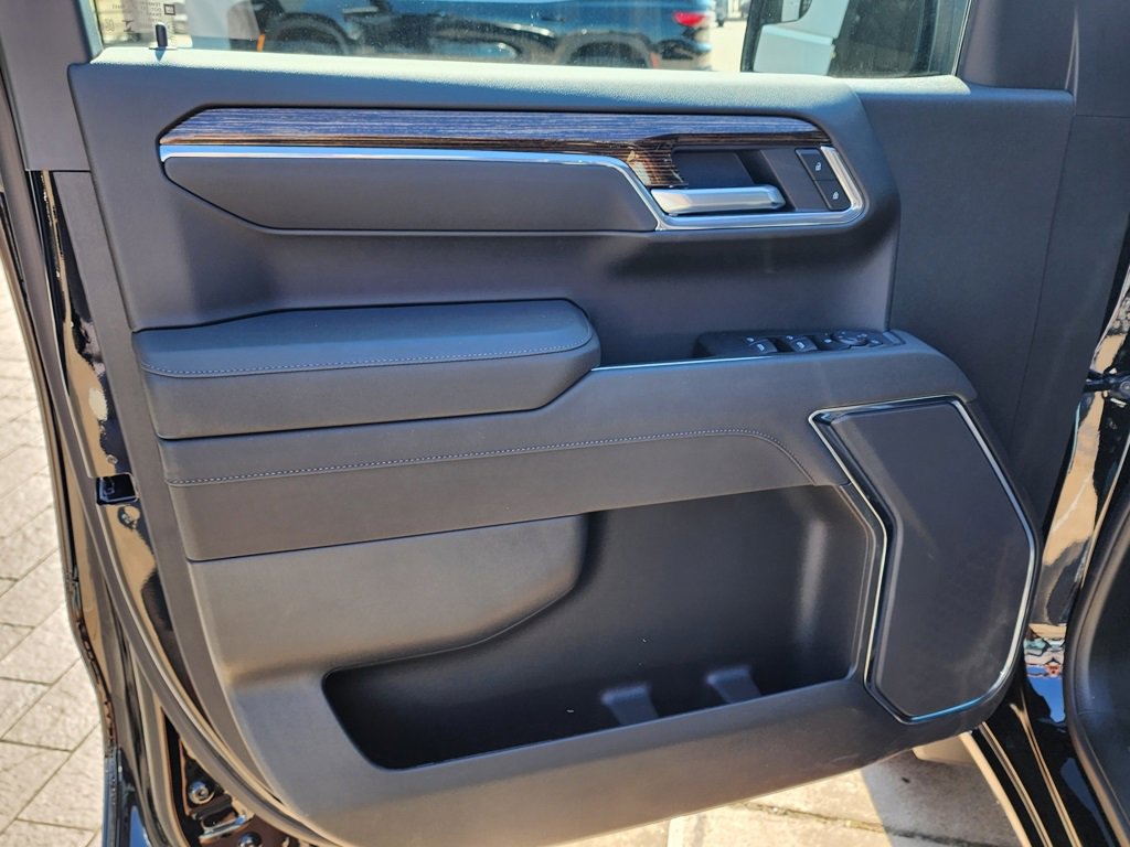 New 2026 GMC Sierra 1500 Elevation image 14