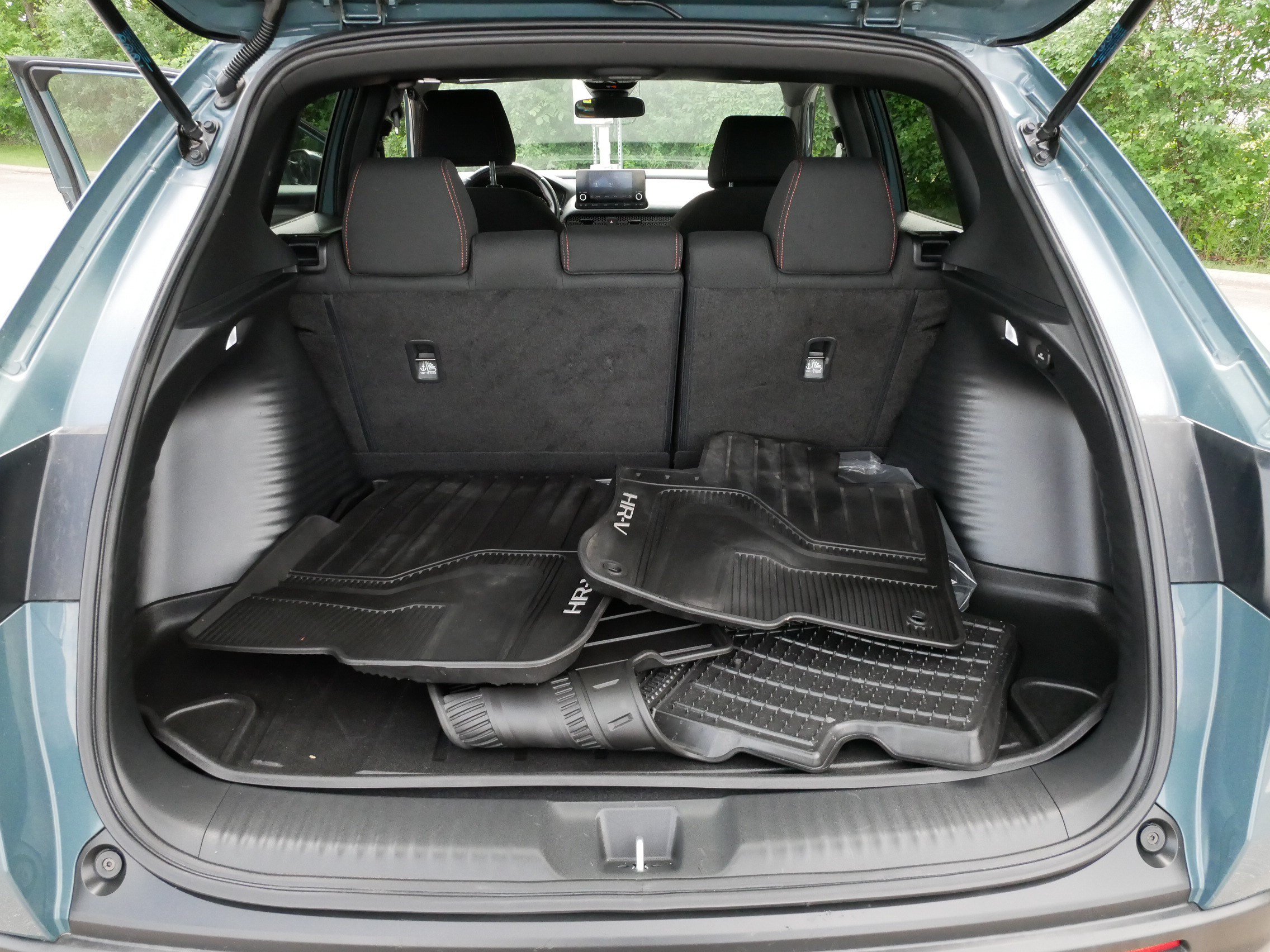 Certified 2024 Honda HR-V Sport image 18