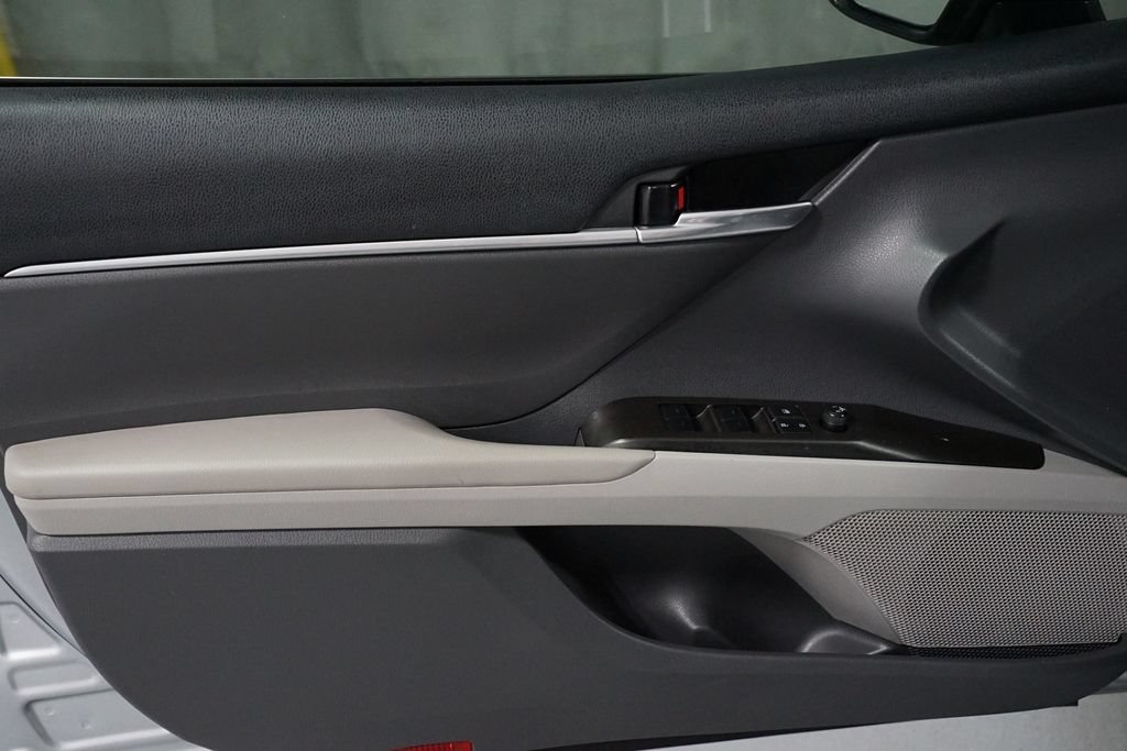 Certified 2022 Toyota Camry LE FWD image 27