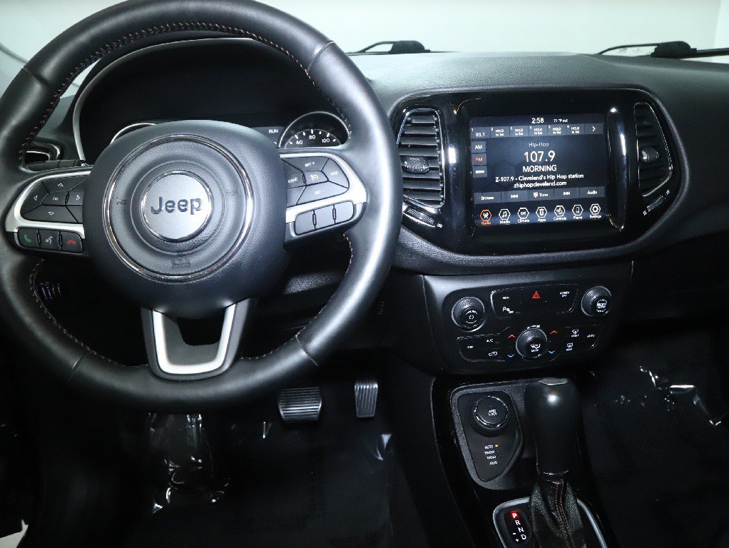 Used 2018 Jeep Compass Limited w/ Safe & Security Group AWD/4WD image 26