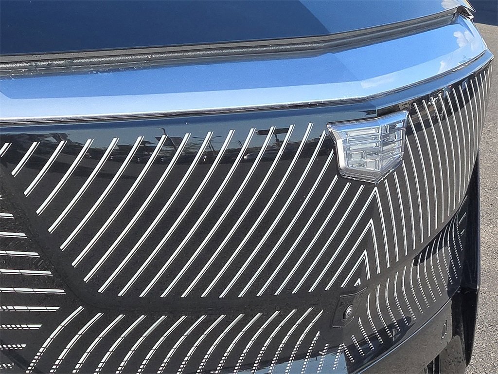 New 2025 Cadillac Lyriq Luxury image 7