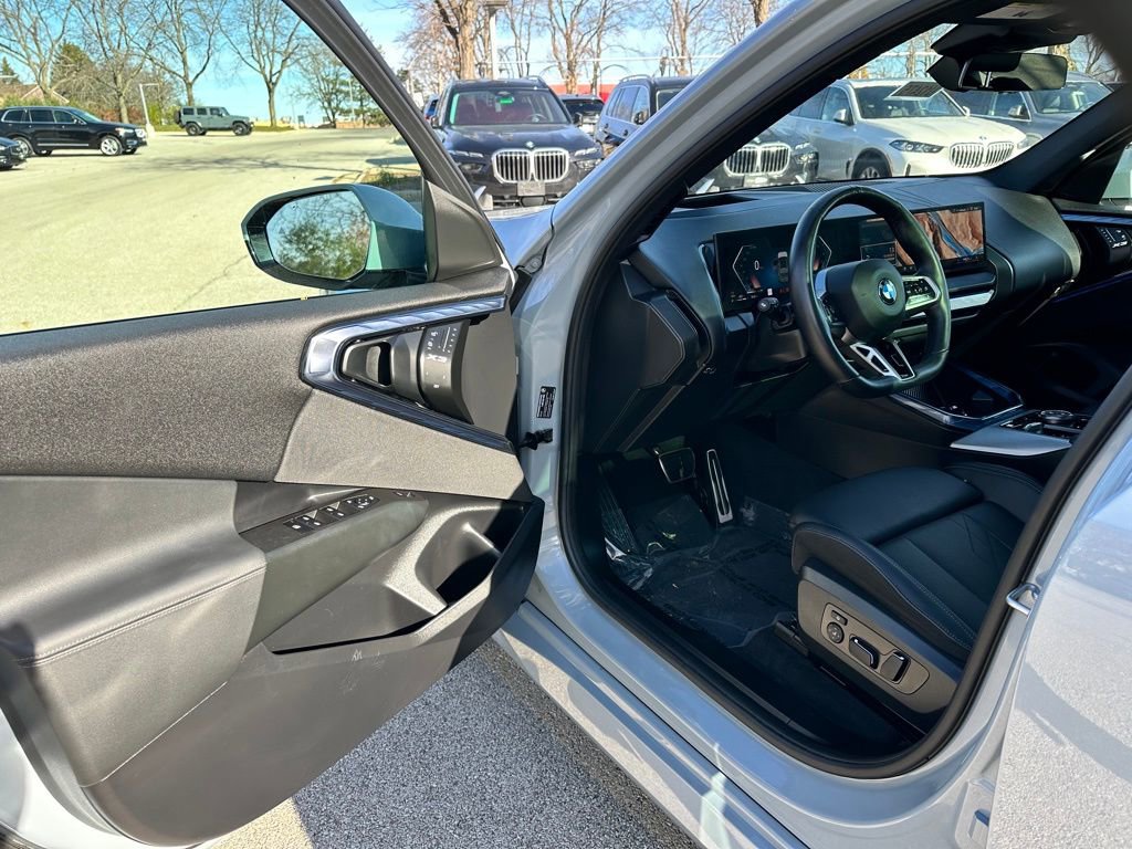 Used 2025 BMW X3 xDrive30i image 14