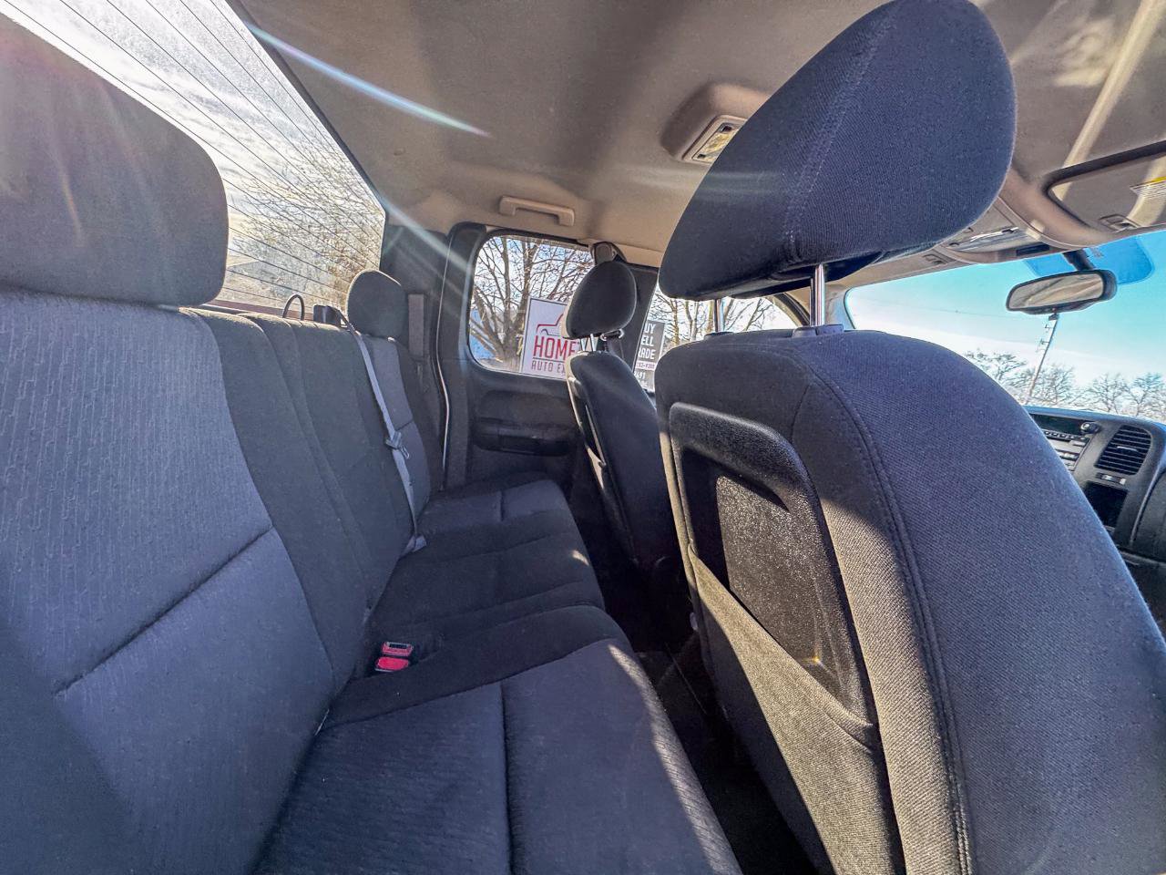 Used 2010 Chevrolet Silverado 2500 LT w/ Interior Plus Package AWD/4WD image 27