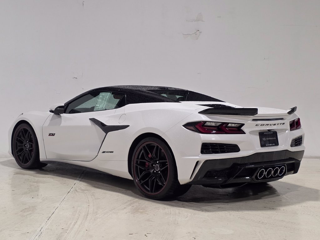 Used 2023 Chevrolet Corvette Z06 RWD image 4
