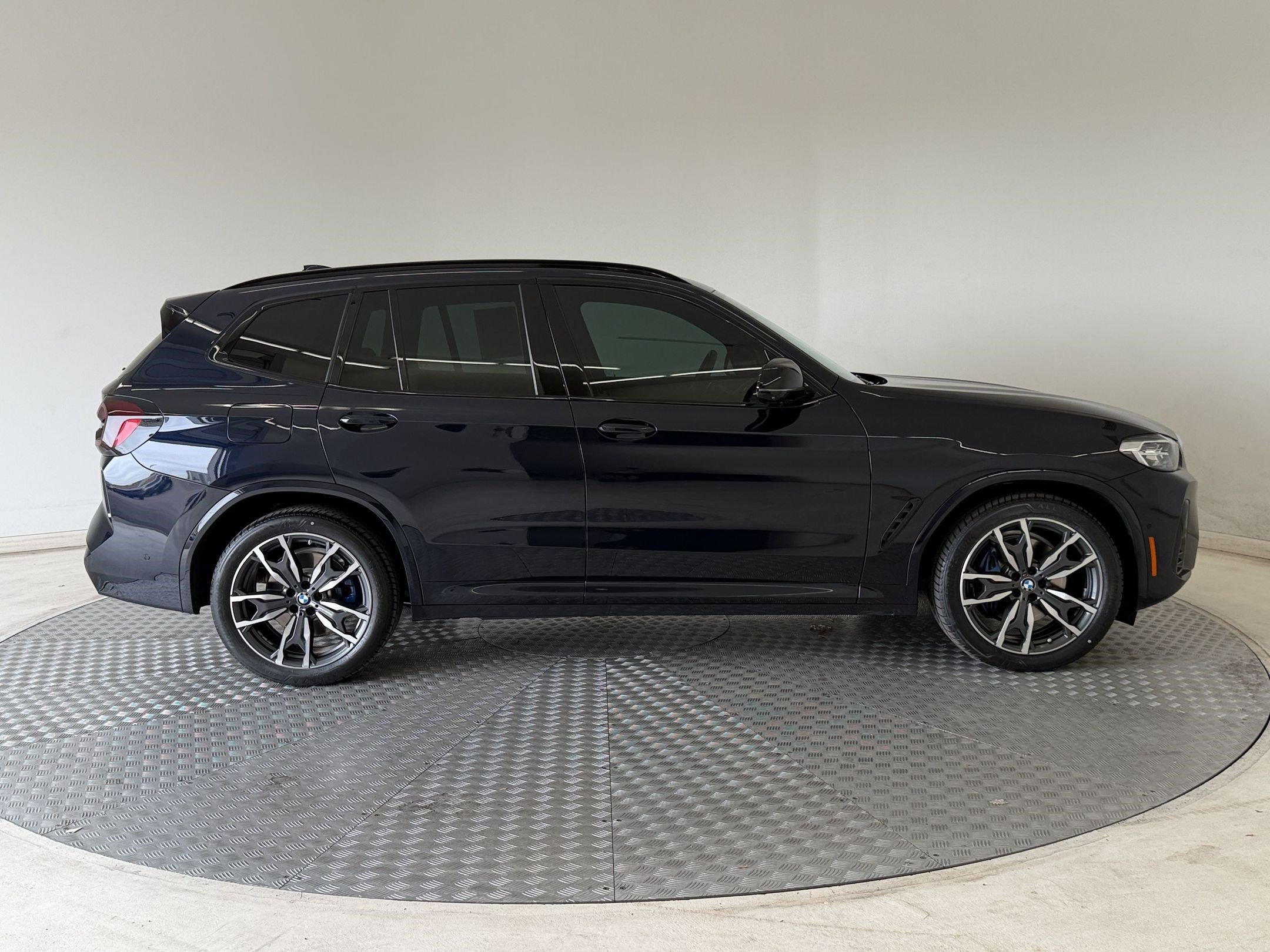 Certified 2024 BMW X3 M40i AWD/4WD image 8