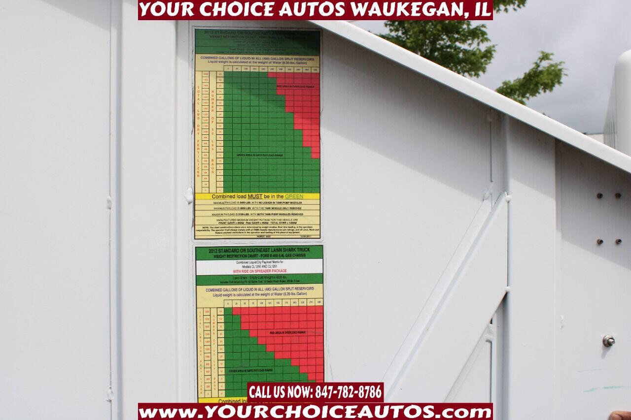 Used 2012 Ford E-450 and Econoline 450 Super Duty image 25