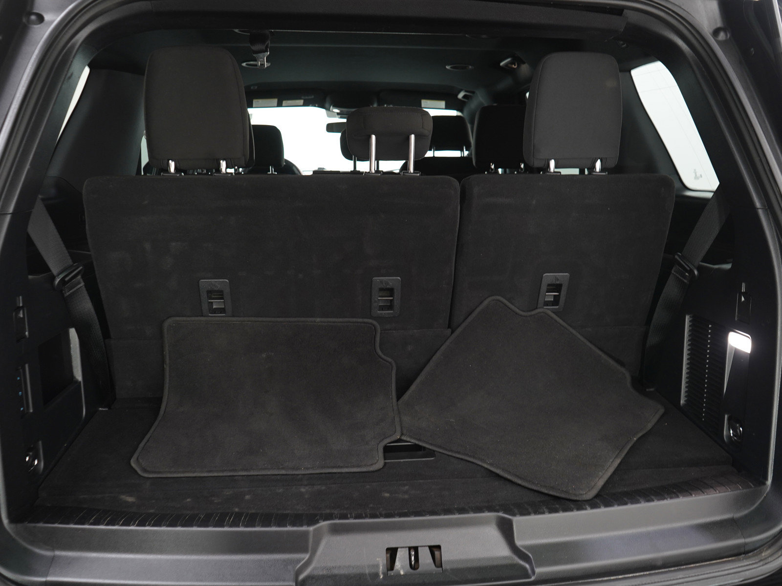 Used 2021 Ford Expedition XLT AWD/4WD image 9