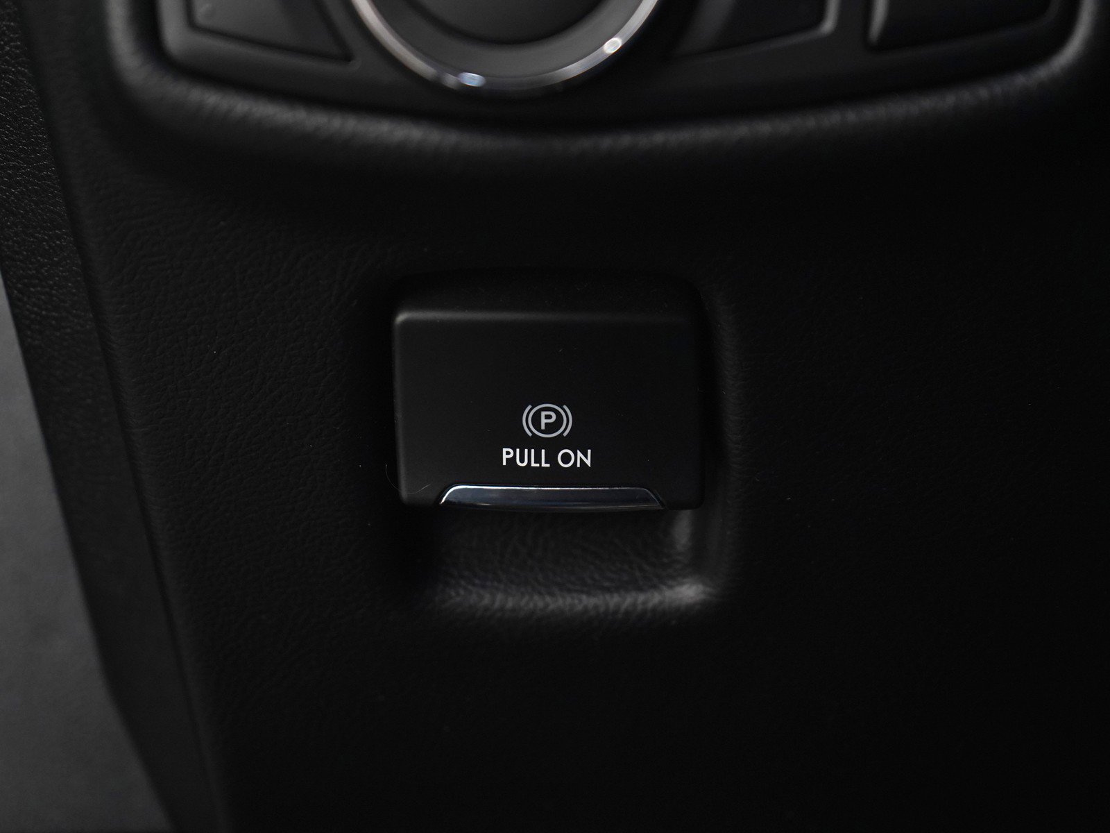 Used 2017 Lincoln MKZ Premiere image 26