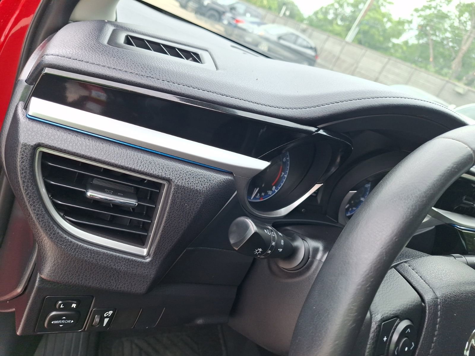 Used 2015 Toyota Corolla S w/ Driver Convenience Package FWD image 17