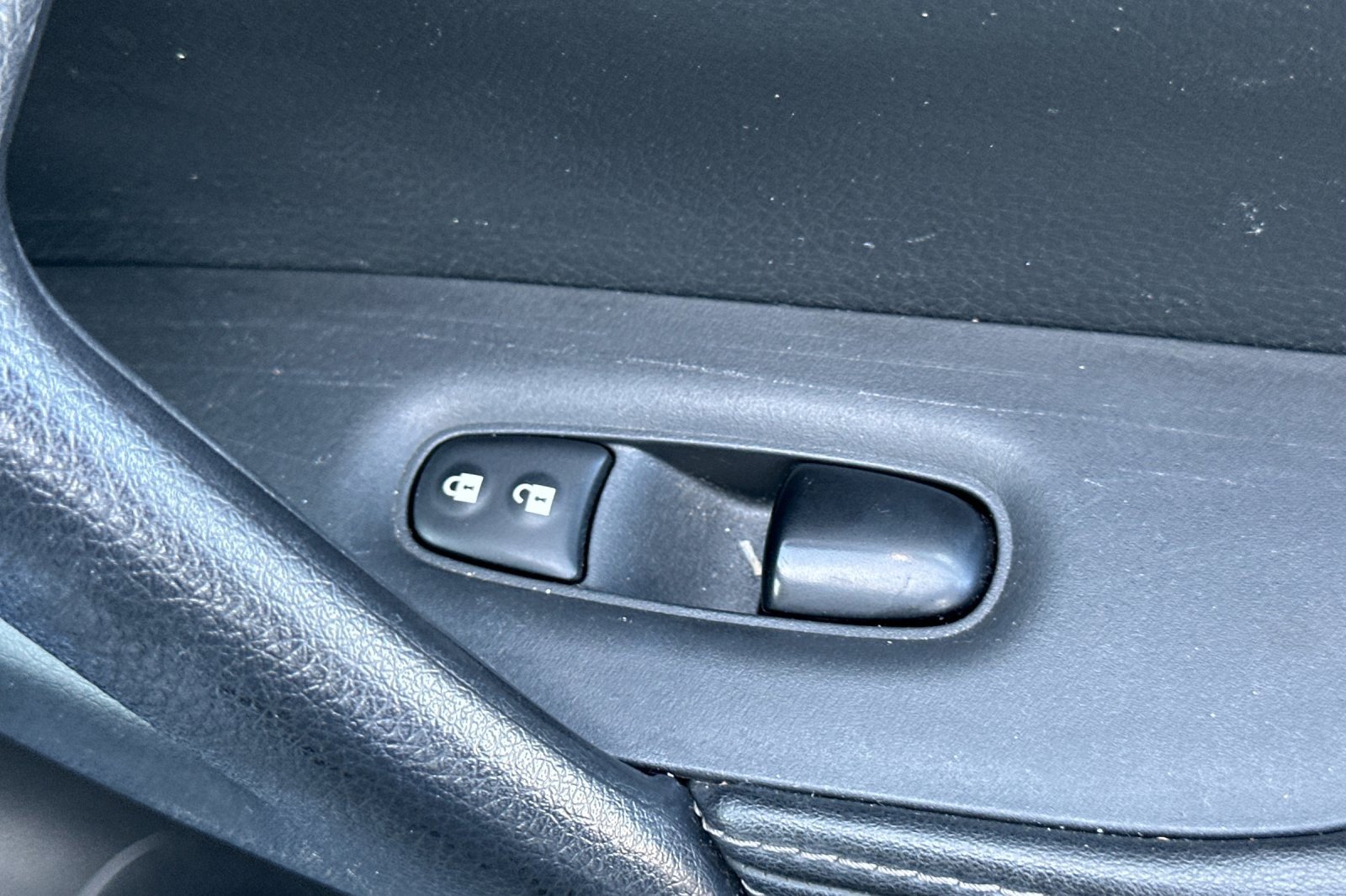 Used 2022 Nissan Rogue Sport S image 21