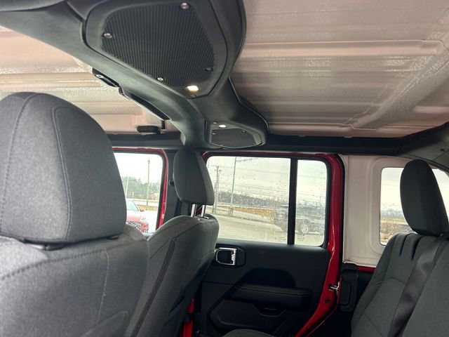 Used 2025 Jeep Wrangler Sahara 4xe image 42