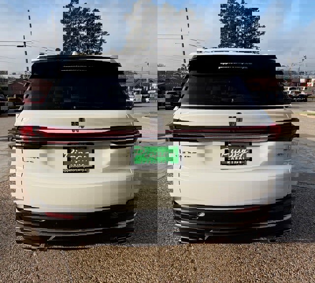 New 2026 Buick Enclave Preferred w/ Power Package image 7