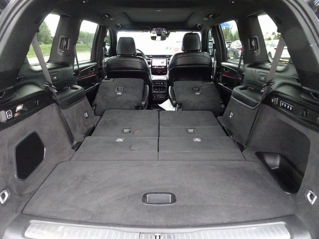 Used 2023 Jeep Grand Cherokee L Overland image 12