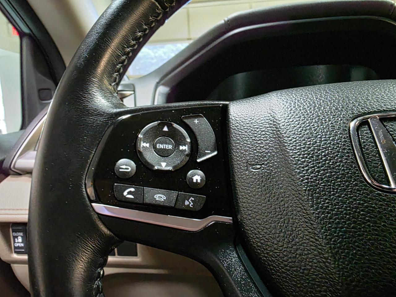 Used 2018 Honda Odyssey EX-L image 31
