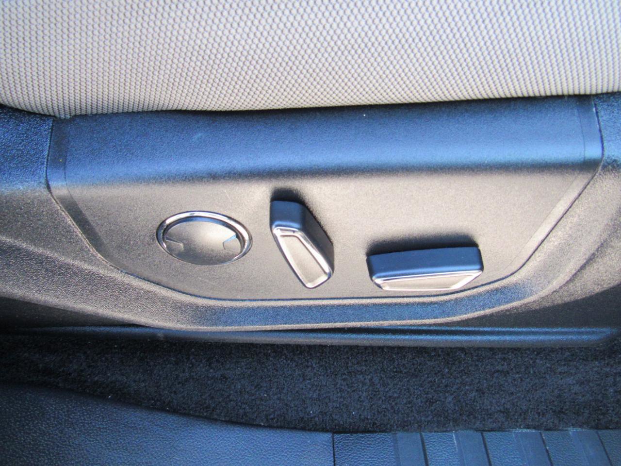 Used 2018 Ford F150 XLT w/ Equipment Group 302A Luxury image 27