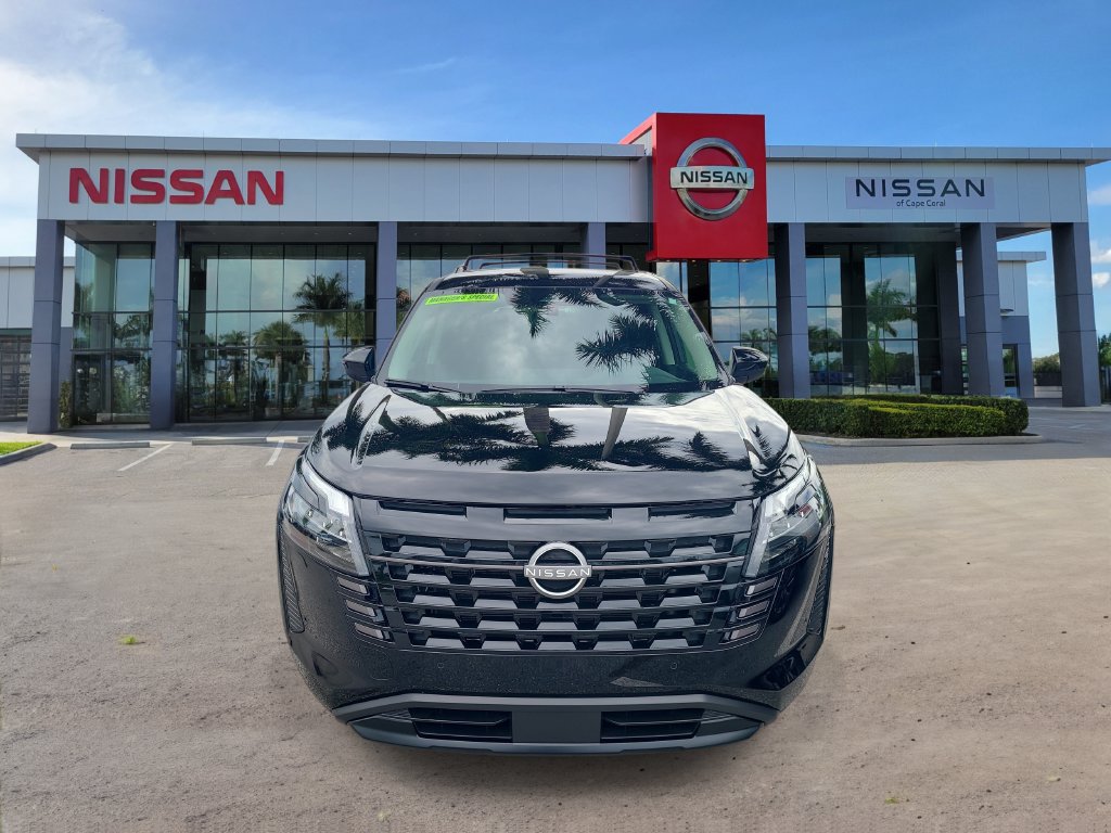 Certified 2026 Nissan Pathfinder SV FWD image 8