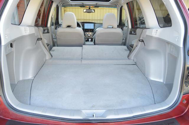 Used 2011 Subaru Forester 2.5X Premium w/ All-Weather Pkg image 38