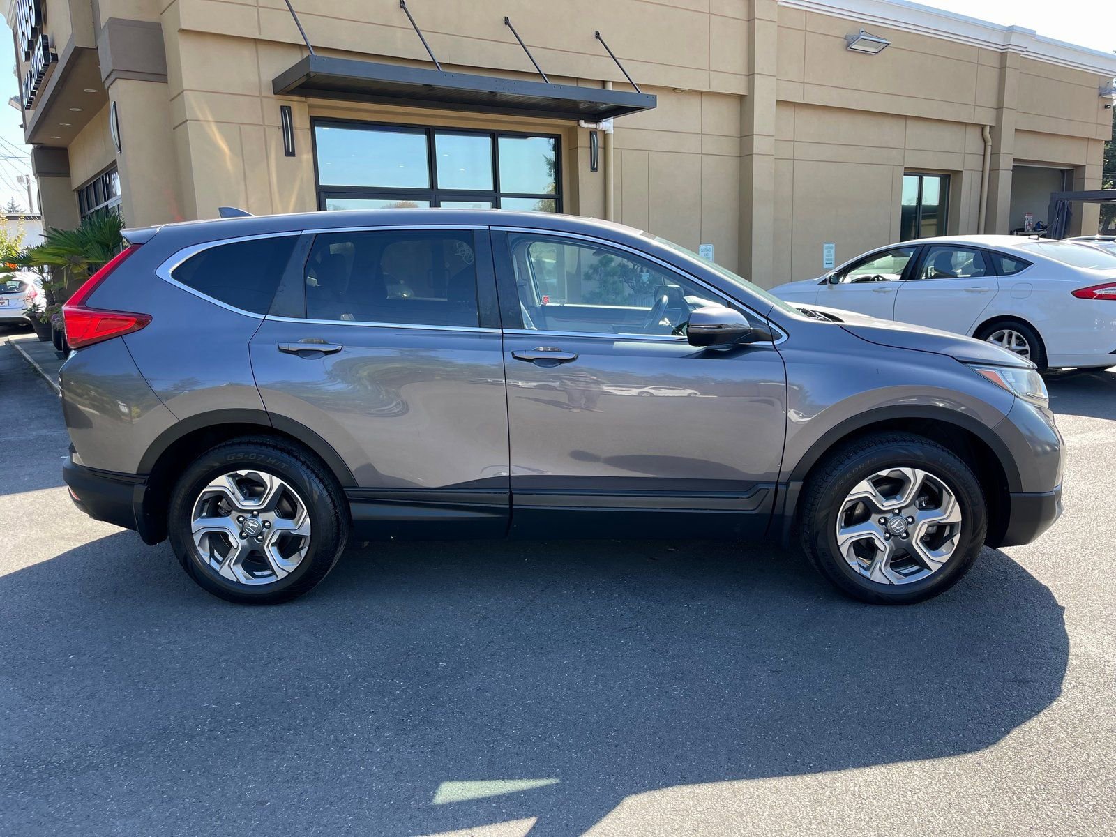 Used 2017 Honda CR-V EX-L image 8