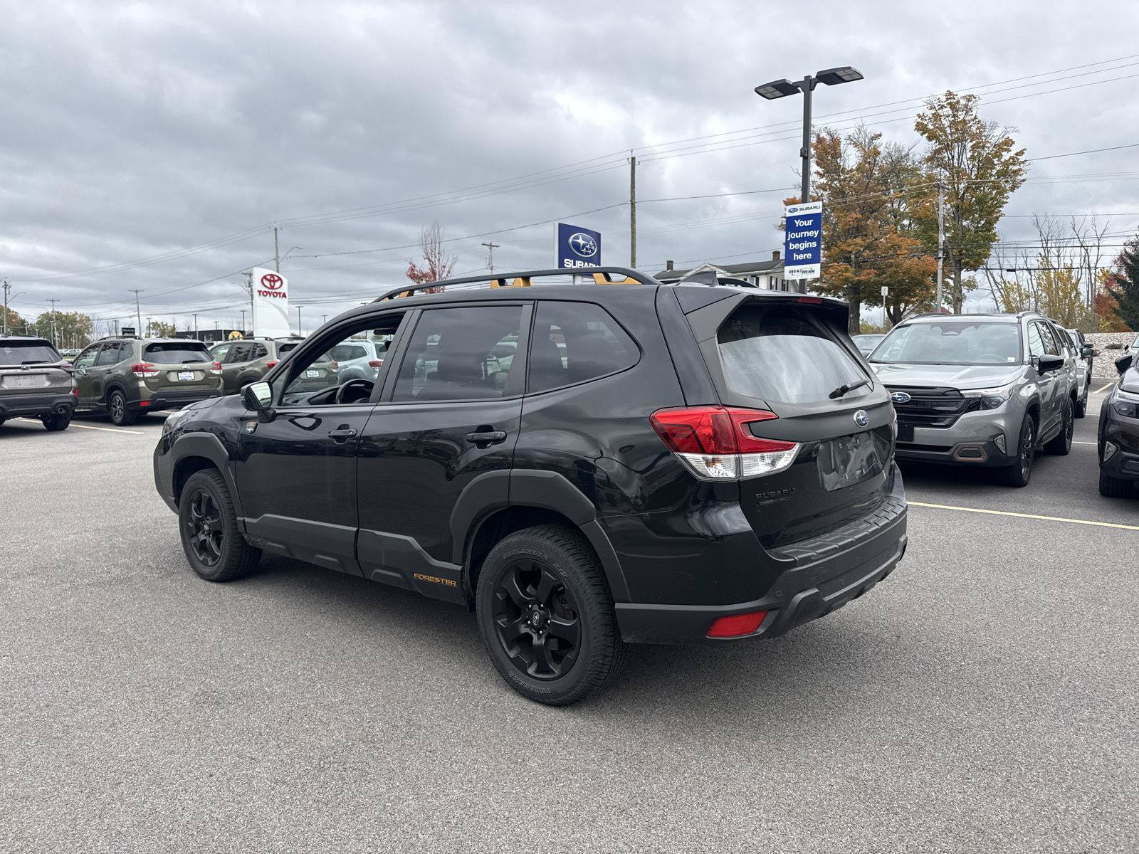 Used 2023 Subaru Forester Wilderness AWD/4WD image 5