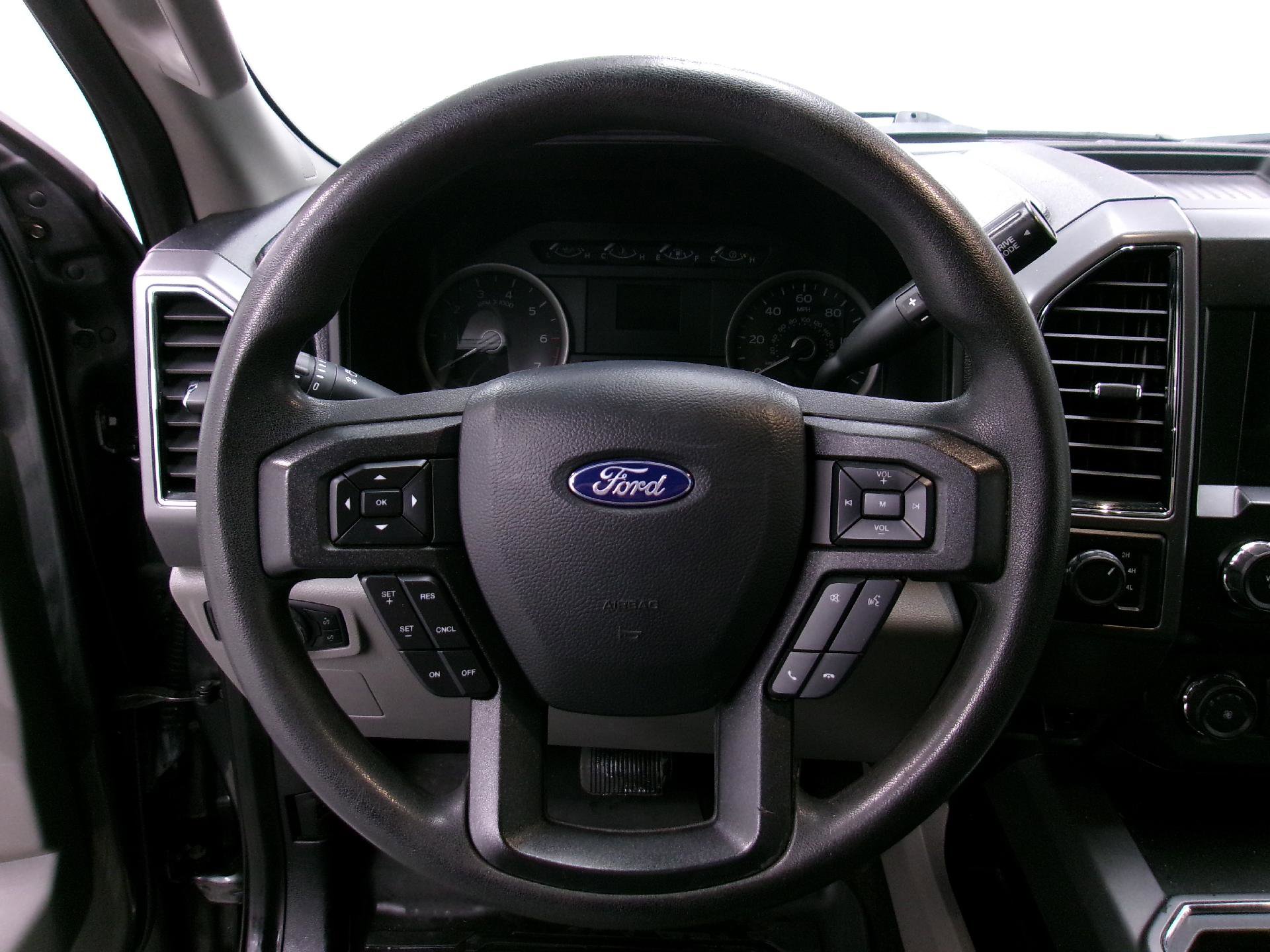 Used 2020 Ford F150 XLT image 6