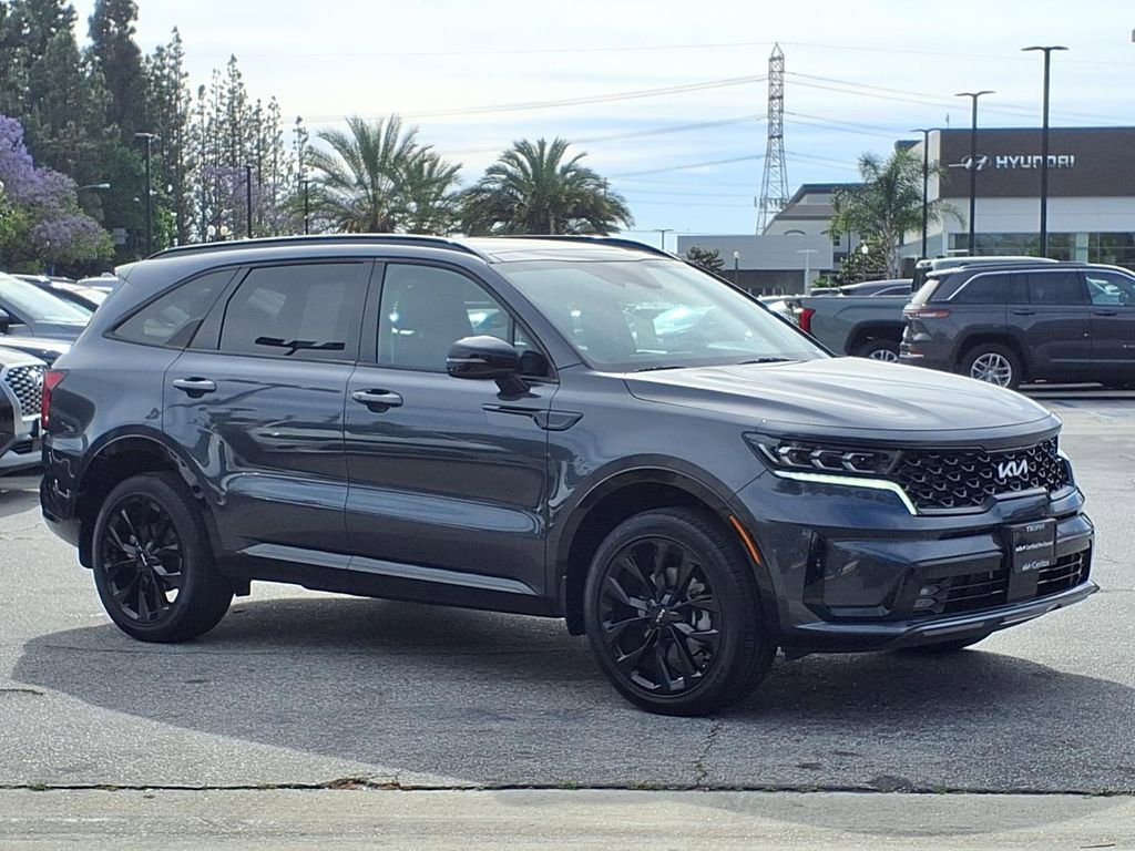 Certified 2023 Kia Sorento SX image 6