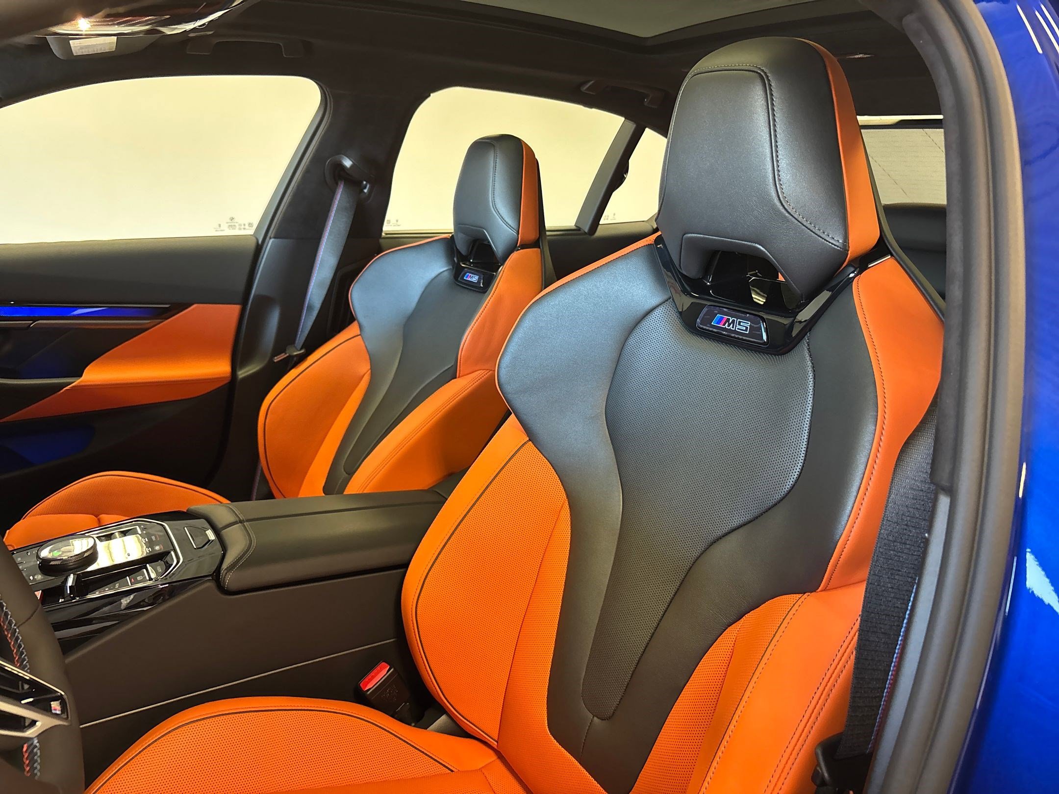 New 2026 BMW M5 w/ Executive Package image 27