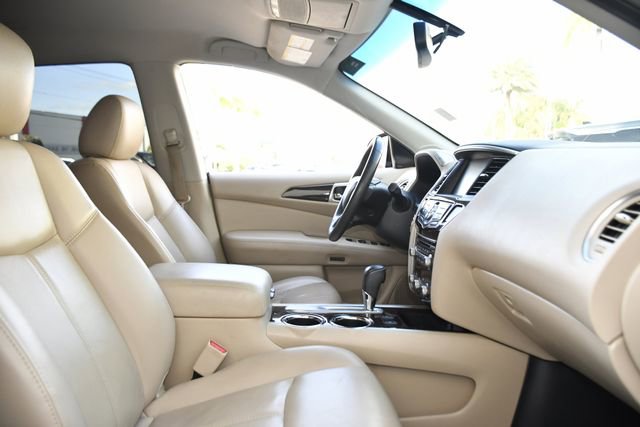 Used 2016 Nissan Pathfinder SL w/ SL Tech Package image 29