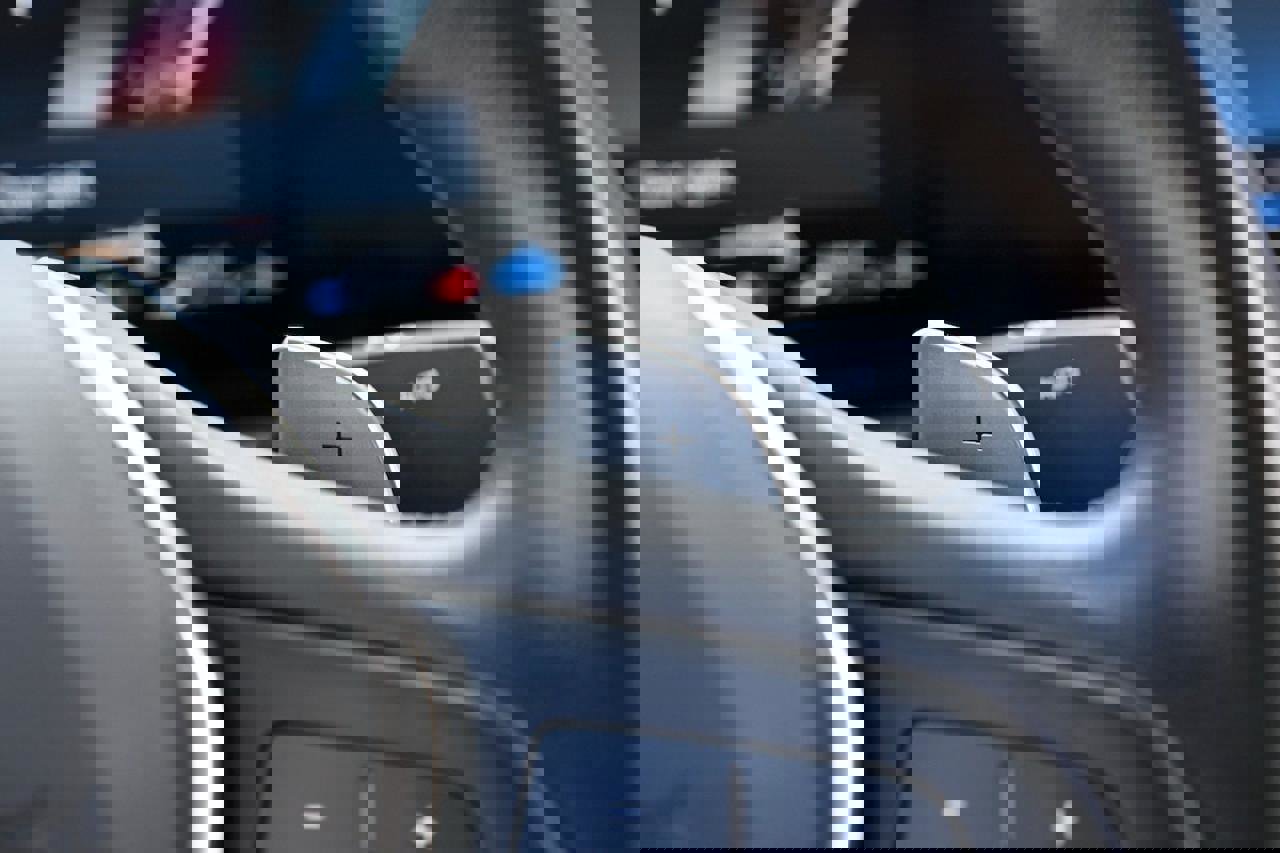 Used 2024 BMW 330i Sedan image 23