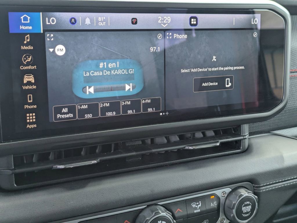 Used 2025 Jeep Wrangler Unlimited Rubicon AWD/4WD image 18