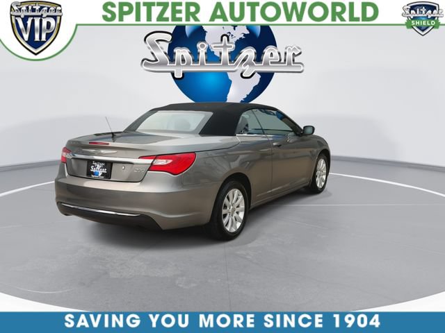 Used 2012 Chrysler 200 Touring FWD image 9