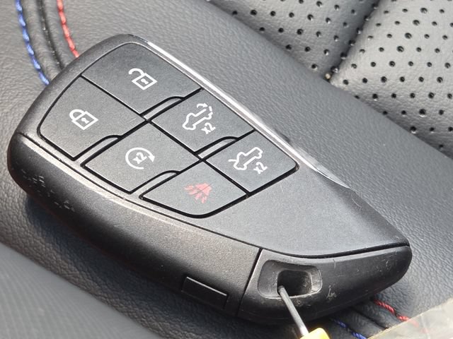 Used 2025 Chevrolet Silverado EV RST AWD/4WD image 38