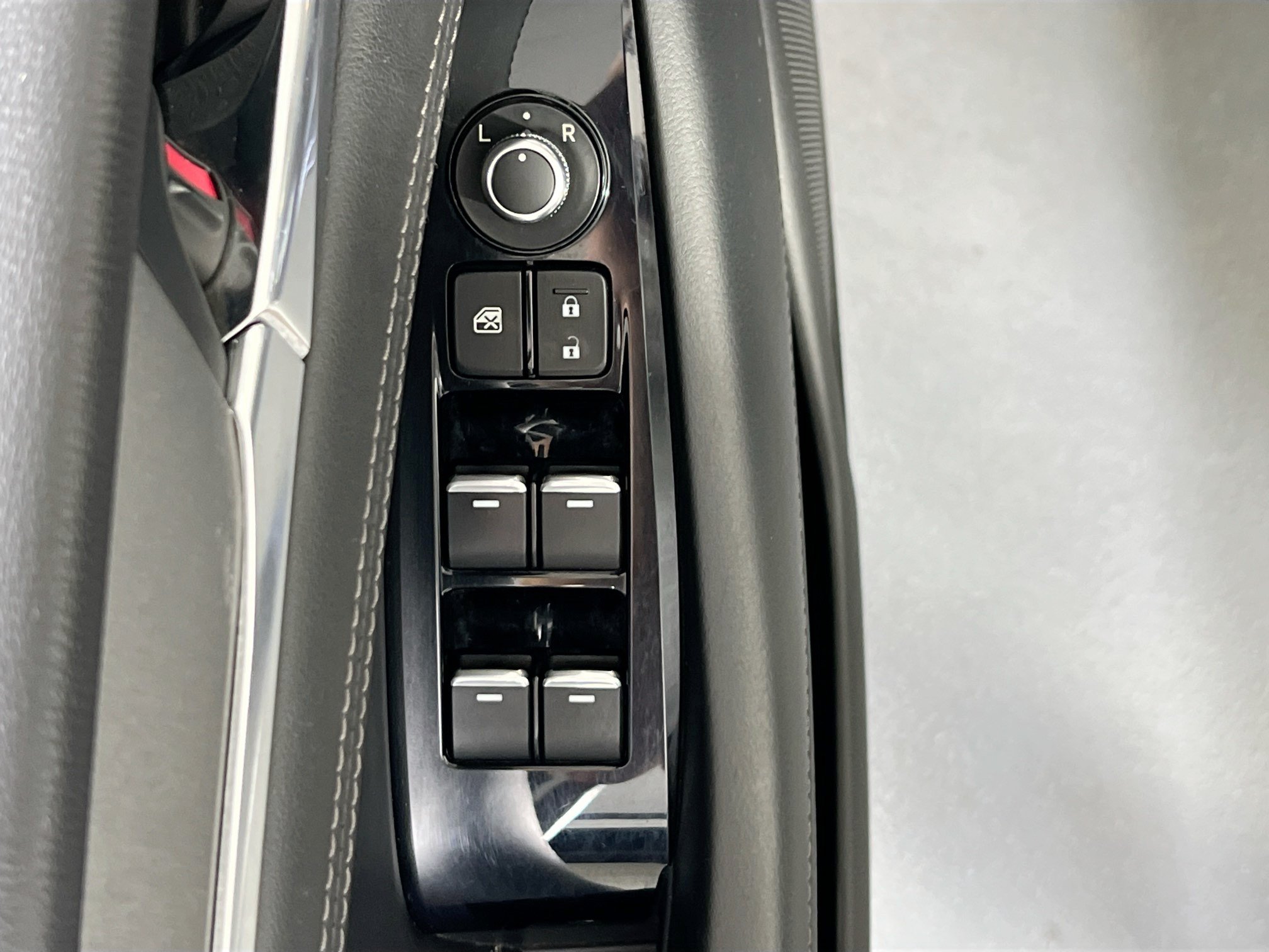 Used 2018 MAZDA MAZDA6 Touring FWD image 18
