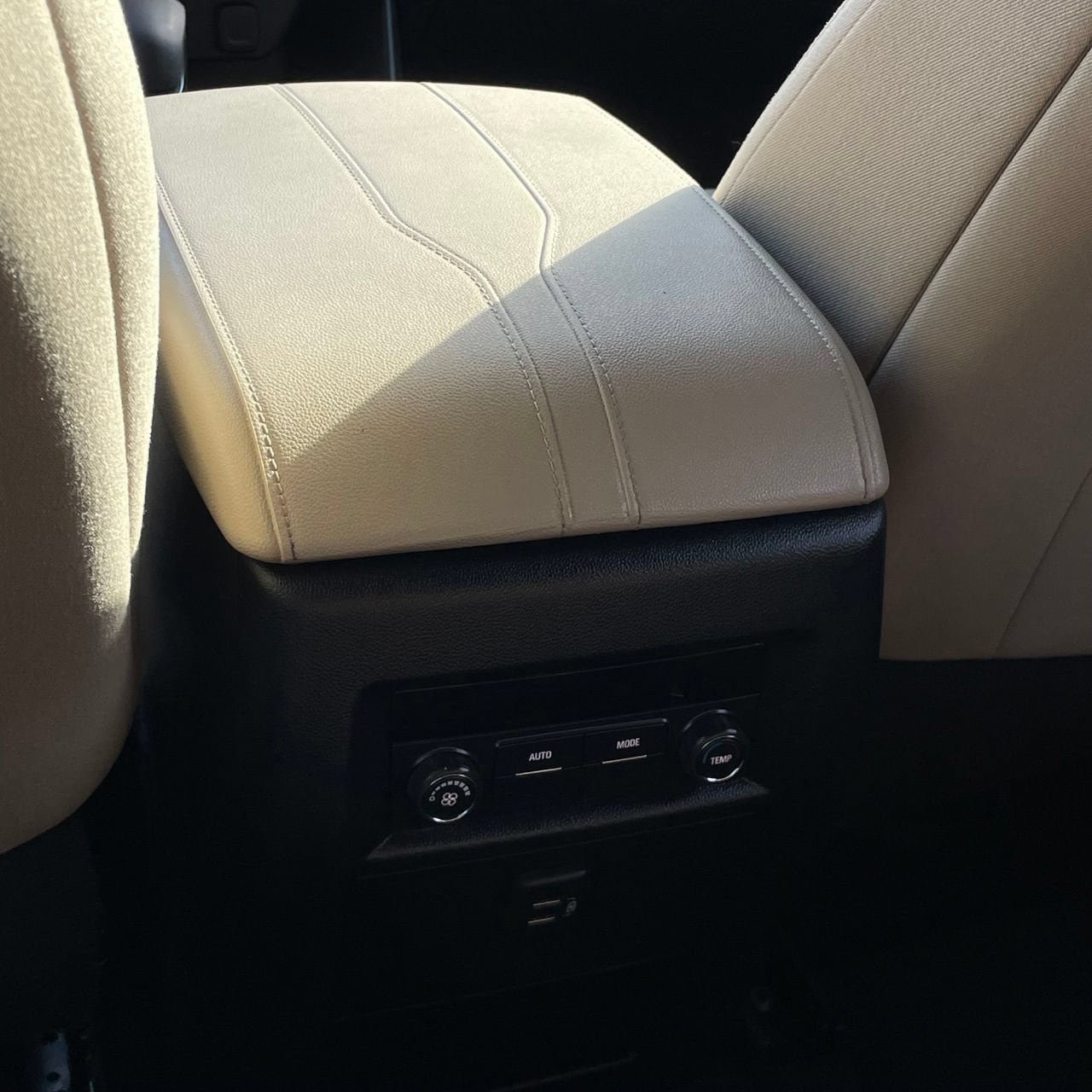 Certified 2023 Chevrolet Traverse LS w/ Safety Package FWD image 24