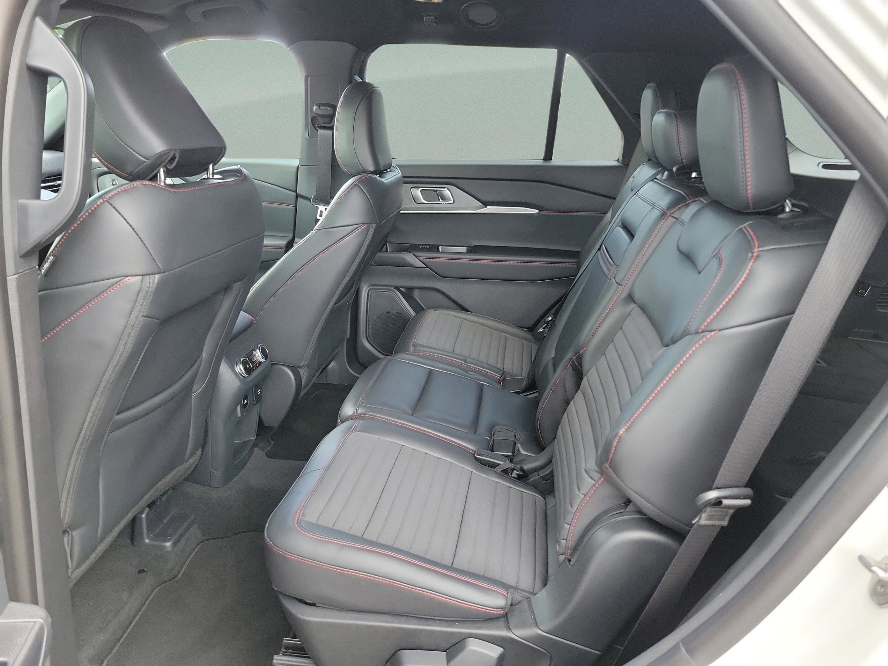 New 2026 Ford Explorer ST-Line w/ Premium Package image 26