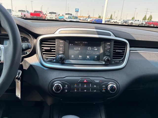 Used 2020 Kia Sorento LX AWD/4WD image 19