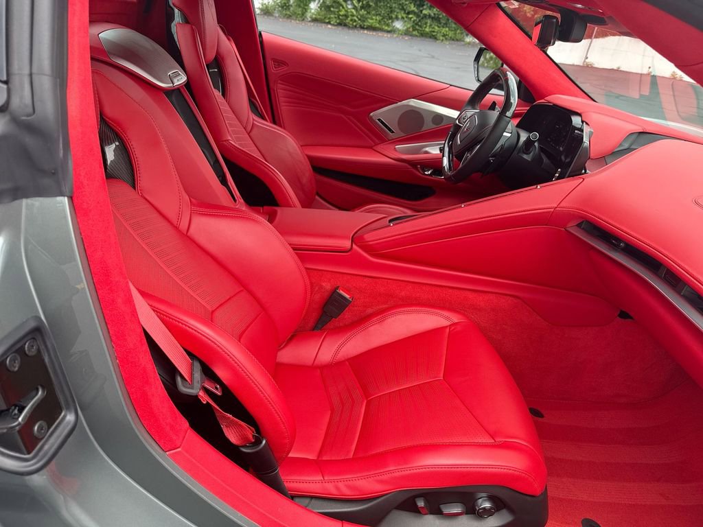 Used 2024 Chevrolet Corvette Z06 RWD image 22