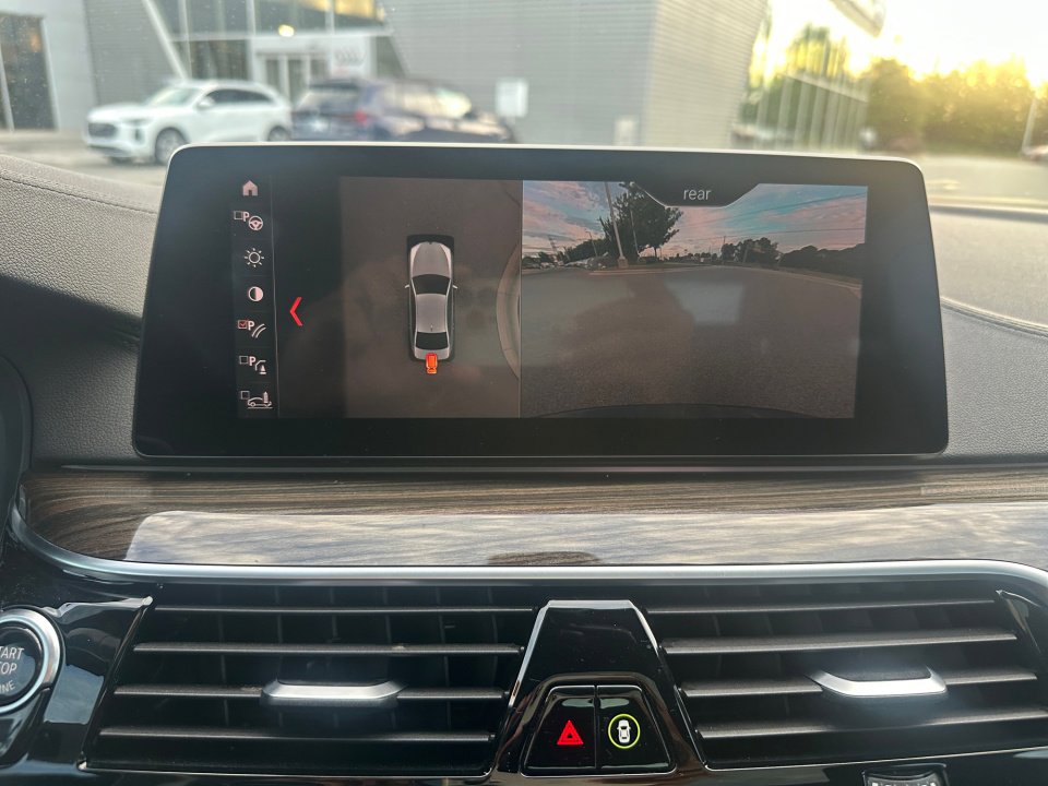 Used 2019 BMW M550i xDrive w/ Premium Package 2 AWD/4WD image 13